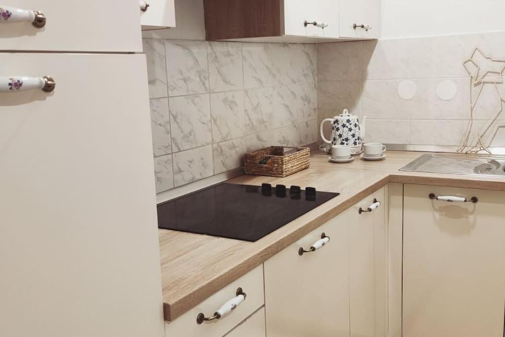 Fox_Montessori Family Apartment ครานสกา โกรา ภายนอก รูปภาพ
